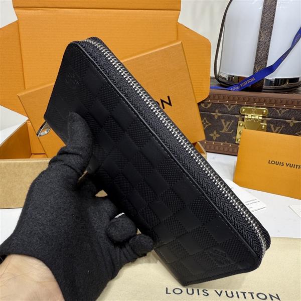 2026122105451836 600